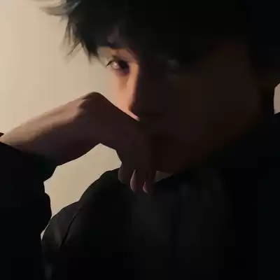 郁雁卉